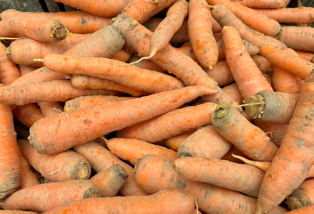 Orange Carrots 1 LB